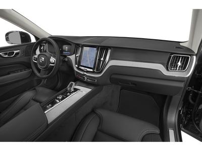 2022 Volvo XC60 Momentum