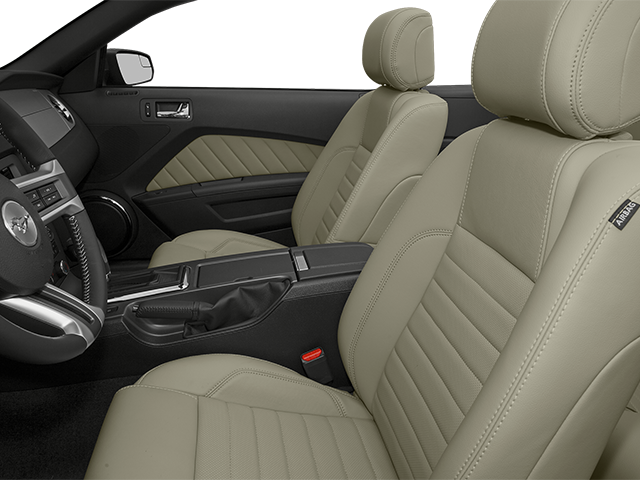 2013 Ford Mustang CONVERTIBLE