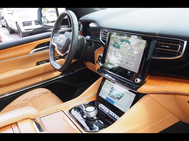 2022 Jeep Grand Wagoneer Series III