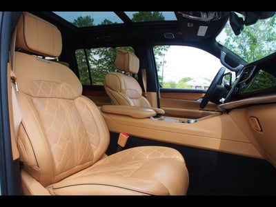 2022 Jeep Grand Wagoneer Series III