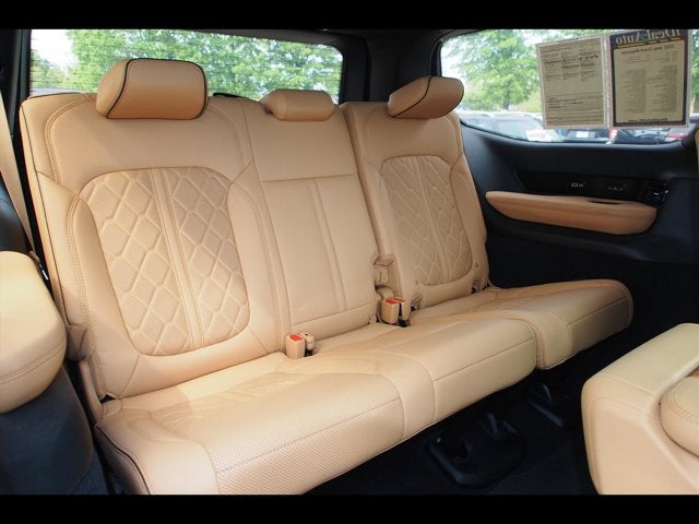 2022 Jeep Grand Wagoneer Series III