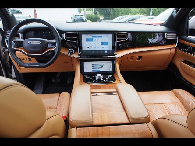 2022 Jeep Grand Wagoneer Series III