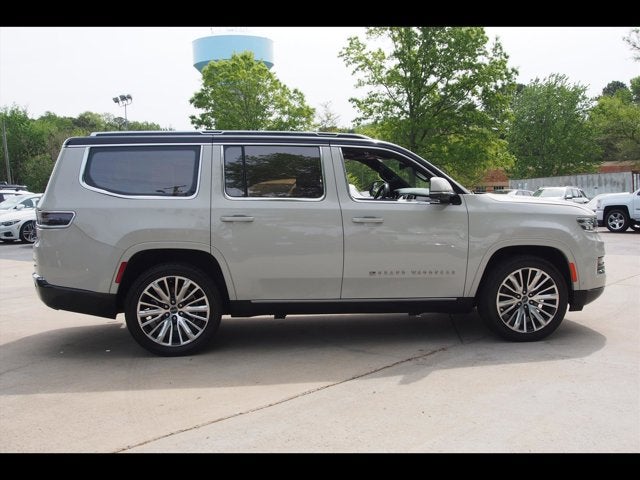 2022 Jeep Grand Wagoneer Series III