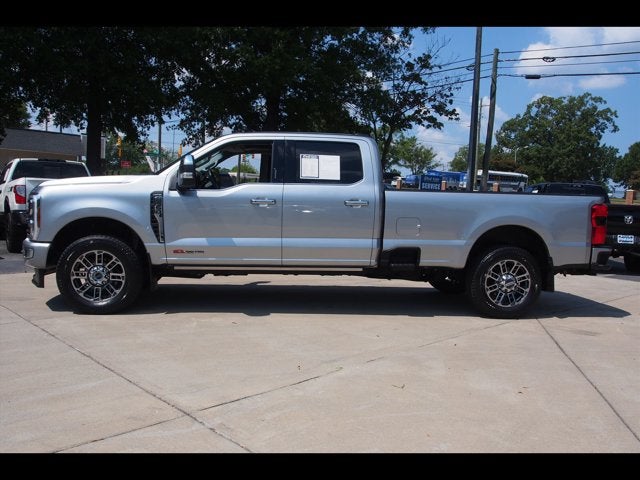 2024 Ford Super Duty F-350 SRW Platinum