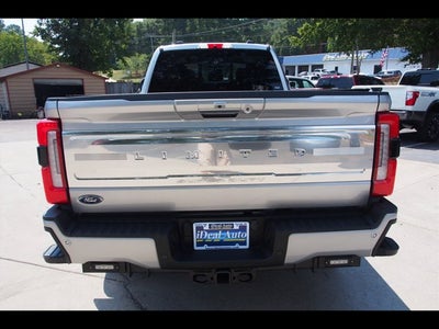 2024 Ford Super Duty F-350 SRW Platinum