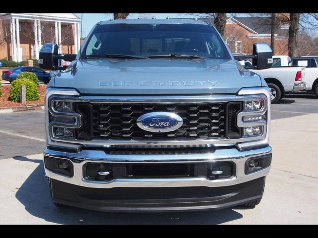 2023 Ford Super Duty F-350 DRW LARIAT