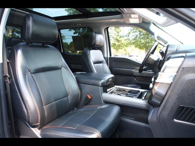 2024 Ford Super Duty F-450 DRW LARIAT