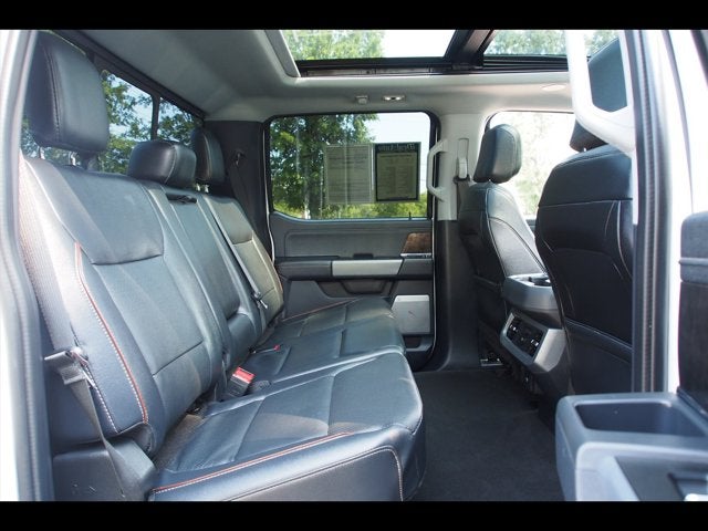 2024 Ford Super Duty F-450 DRW LARIAT