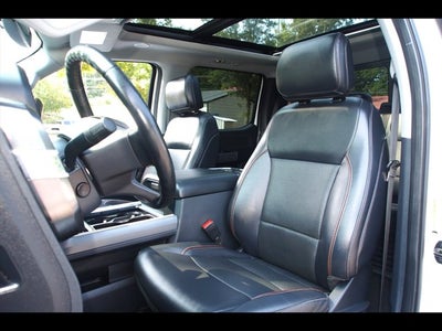2024 Ford Super Duty F-450 DRW LARIAT