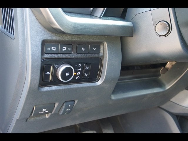 2024 Ford Super Duty F-450 DRW LARIAT