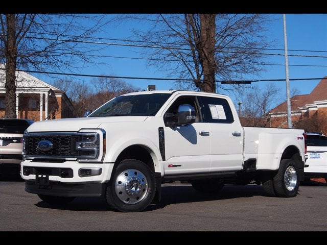 2026 Ford Super Duty F-450 DRW Platinum