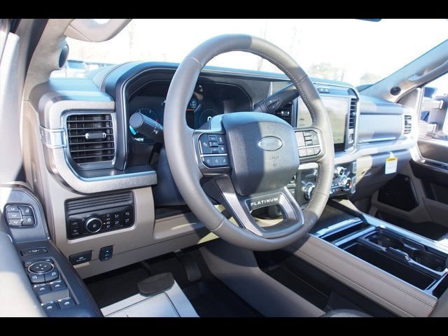 2026 Ford Super Duty F-450 DRW Platinum