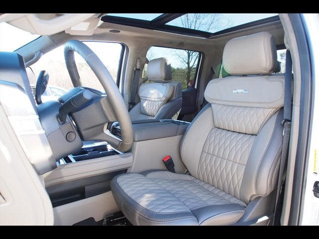 2026 Ford Super Duty F-450 DRW Platinum