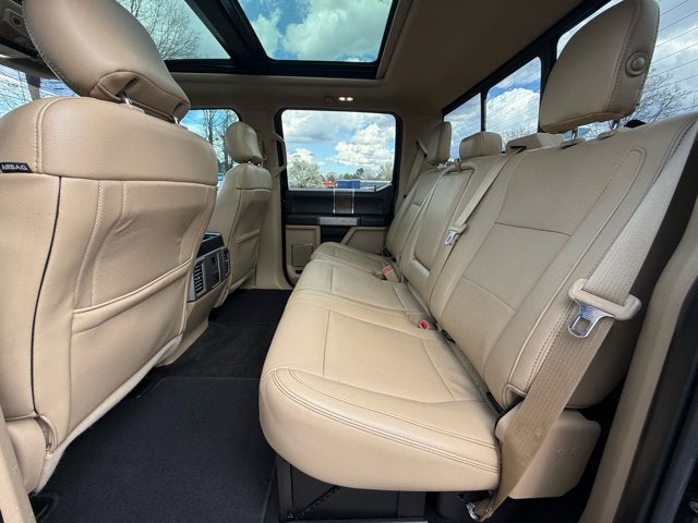 2017 Ford Super Duty F-450 DRW Lariat