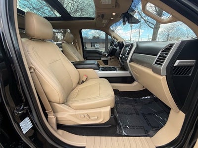 2017 Ford Super Duty F-450 DRW Lariat