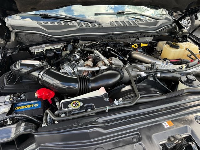 2017 Ford Super Duty F-450 DRW Lariat