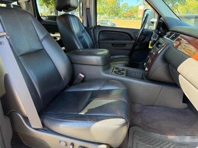2011 Chevrolet Silverado 3500HD DRW LTZ