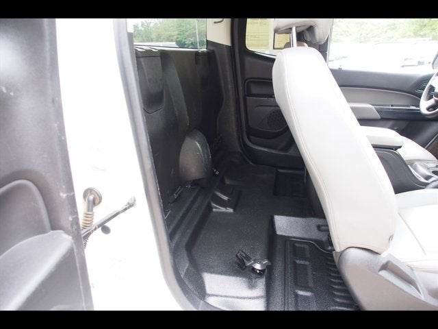 2017 Chevrolet Colorado 2WD WT