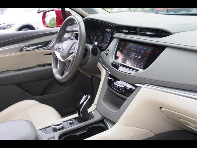 2020 Cadillac XT5 Premium Luxury FWD