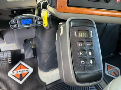 2008 INTERNATIONAL 4000 2 L HAULER TRUCK