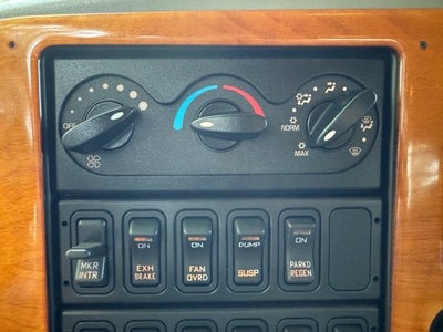 2008 INTERNATIONAL 4000 2 L HAULER TRUCK