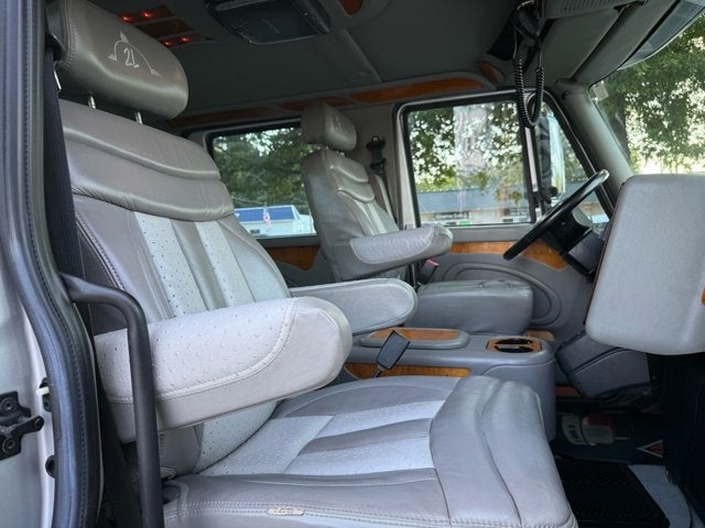 2008 INTERNATIONAL 4000 2 L HAULER TRUCK