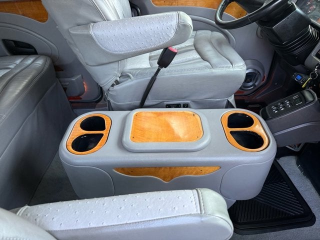 2008 INTERNATIONAL 4000 2 L HAULER TRUCK