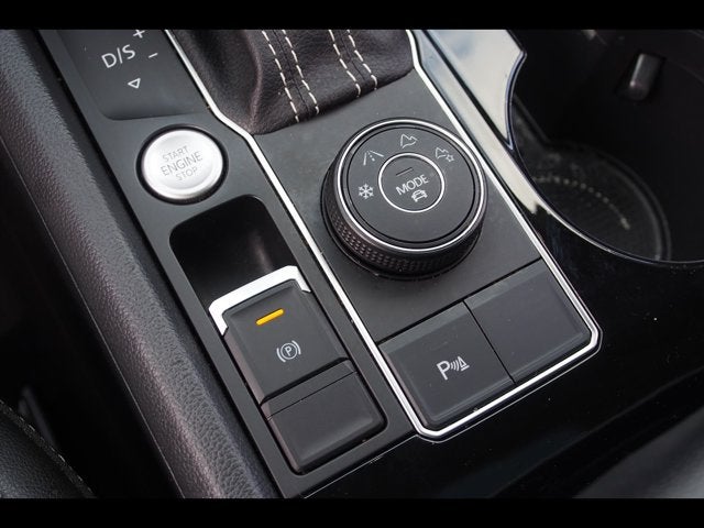2022 Volkswagen Atlas 3.6L V6 SEL R-Line