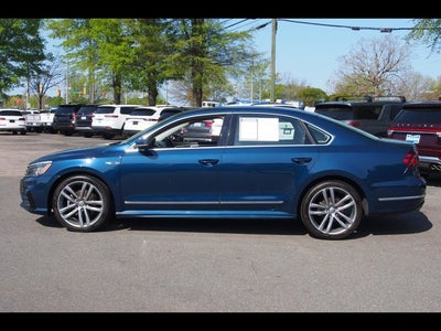 2019 Volkswagen Passat 2.0T SE R-Line