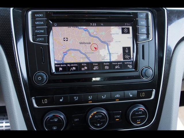 2019 Volkswagen Passat 2.0T SE R-Line