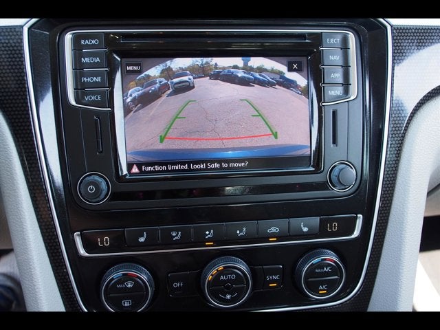 2019 Volkswagen Passat 2.0T SE R-Line