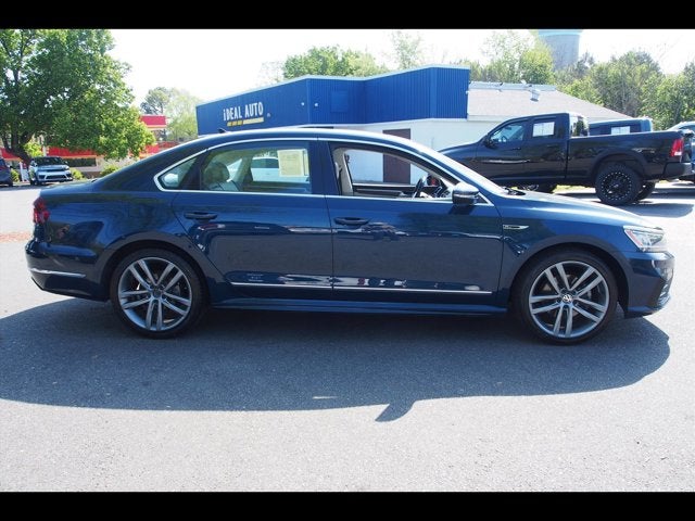 2019 Volkswagen Passat 2.0T SE R-Line