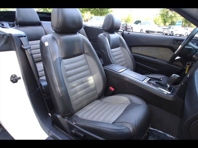2013 Ford Mustang V6