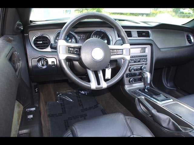 2013 Ford Mustang V6