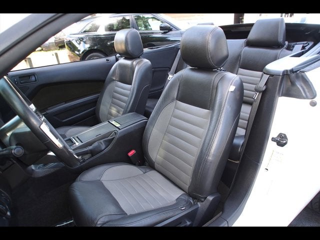 2013 Ford Mustang V6