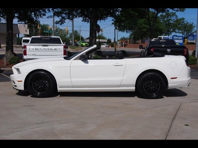 2013 Ford Mustang V6