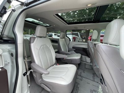 2019 Chrysler Pacifica Touring L Plus