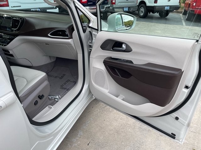 2019 Chrysler Pacifica Touring L Plus