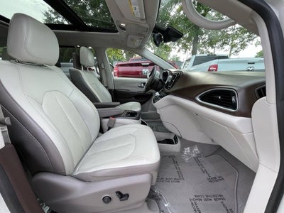 2019 Chrysler Pacifica Touring L Plus