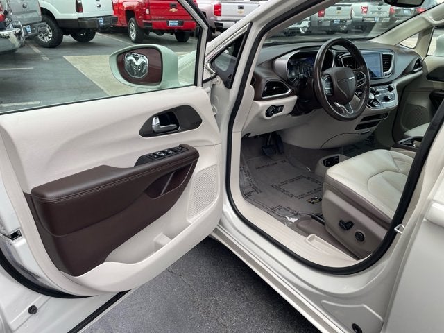 2019 Chrysler Pacifica Touring L Plus