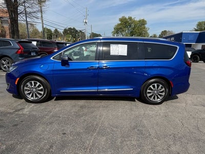 2020 Chrysler Pacifica Hybrid Limited