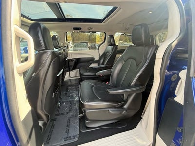 2020 Chrysler Pacifica Hybrid Limited