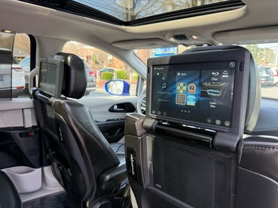 2020 Chrysler Pacifica Hybrid Limited