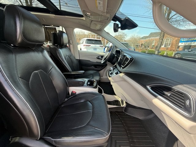 2020 Chrysler Pacifica Hybrid Limited