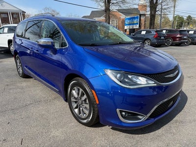 2020 Chrysler Pacifica Hybrid Limited