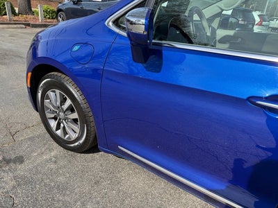 2020 Chrysler Pacifica Hybrid Limited