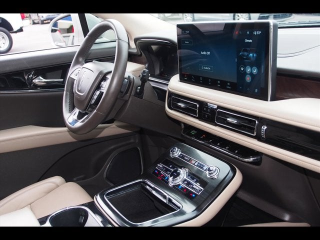 2021 Lincoln Nautilus Reserve