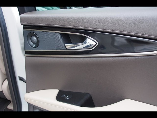 2021 Lincoln Nautilus Reserve