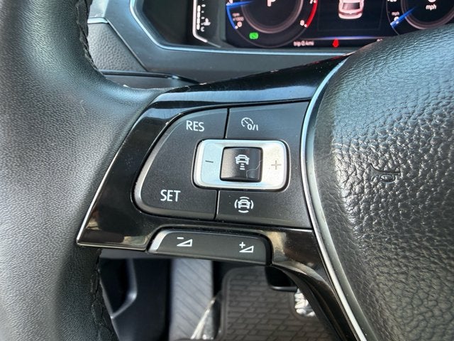 2020 Volkswagen Tiguan SE R-Line Black
