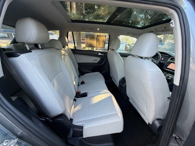 2020 Volkswagen Tiguan SE R-Line Black